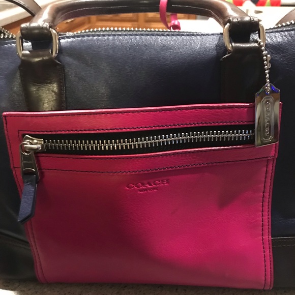 Authentic Coach purse - Picture 1 of 7